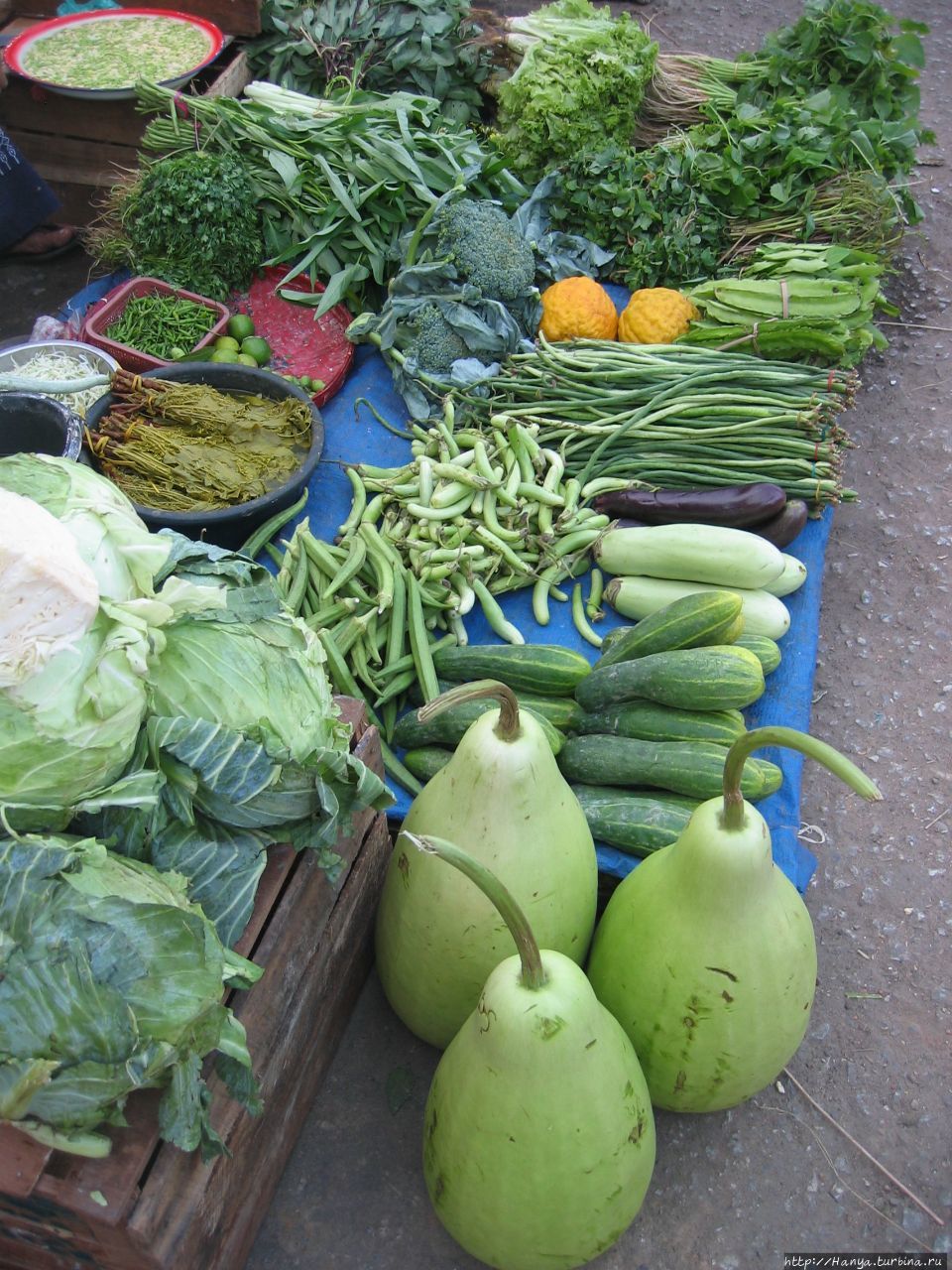 Овощной рынок в Янгуне Янгон, Мьянма