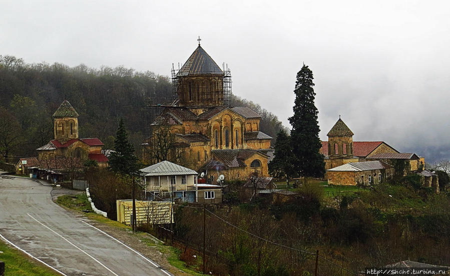 Собор Баграти и монастырь Гелати — Объект ЮНЕСКО № 710 Кутаиси, Грузия