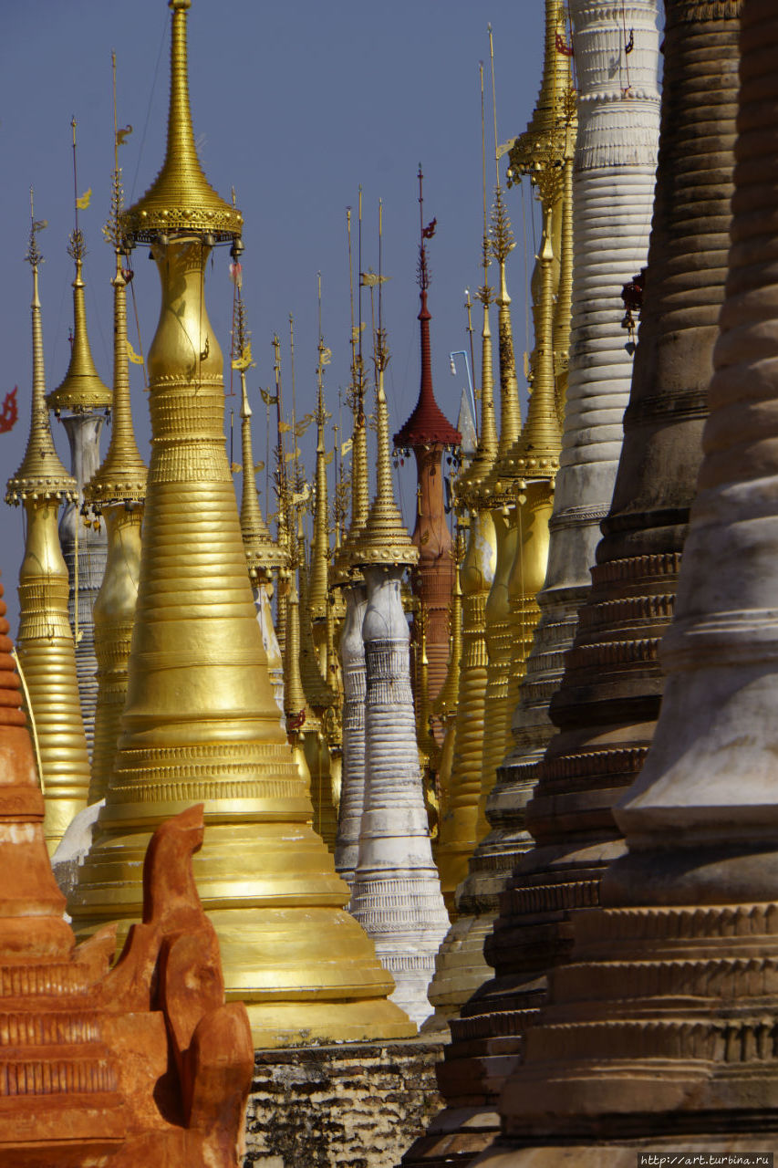 Озеро Инле. Путешествие к Индейну. Озеро Инле, Мьянма Озеро Инле. Путешествие к Индейну. Озеро Инле, Мьянма