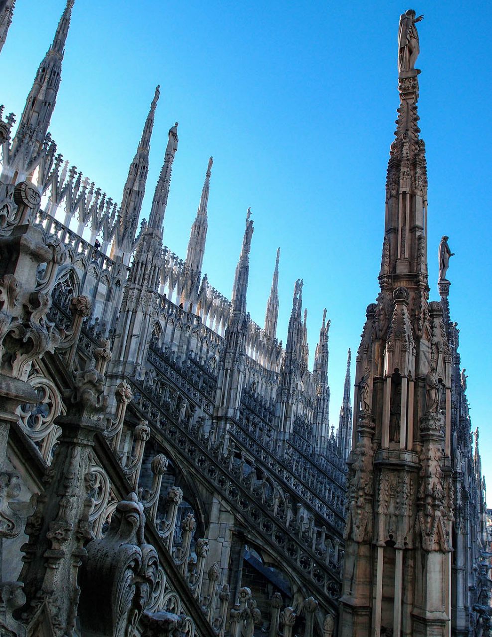 Геометрия сказки Милан, Италия
