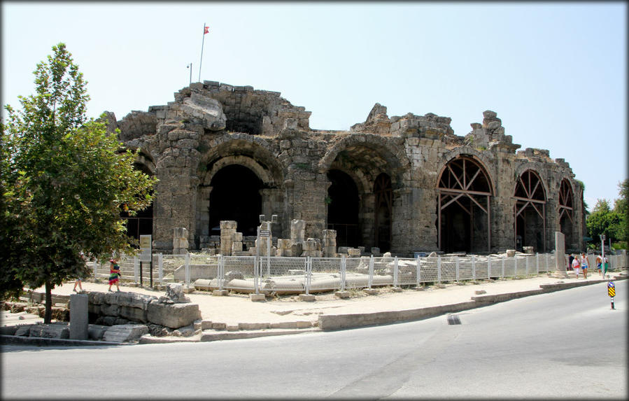 Руины античного Сиде Сиде, Турция
