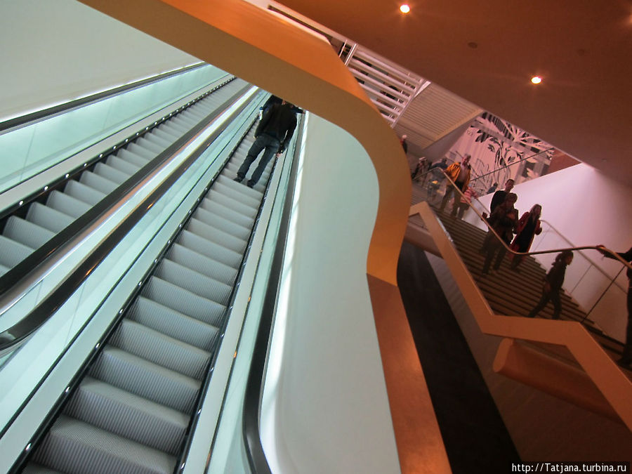 Музей современного искусства Stedelijk Museum Амстердам, Нидерланды