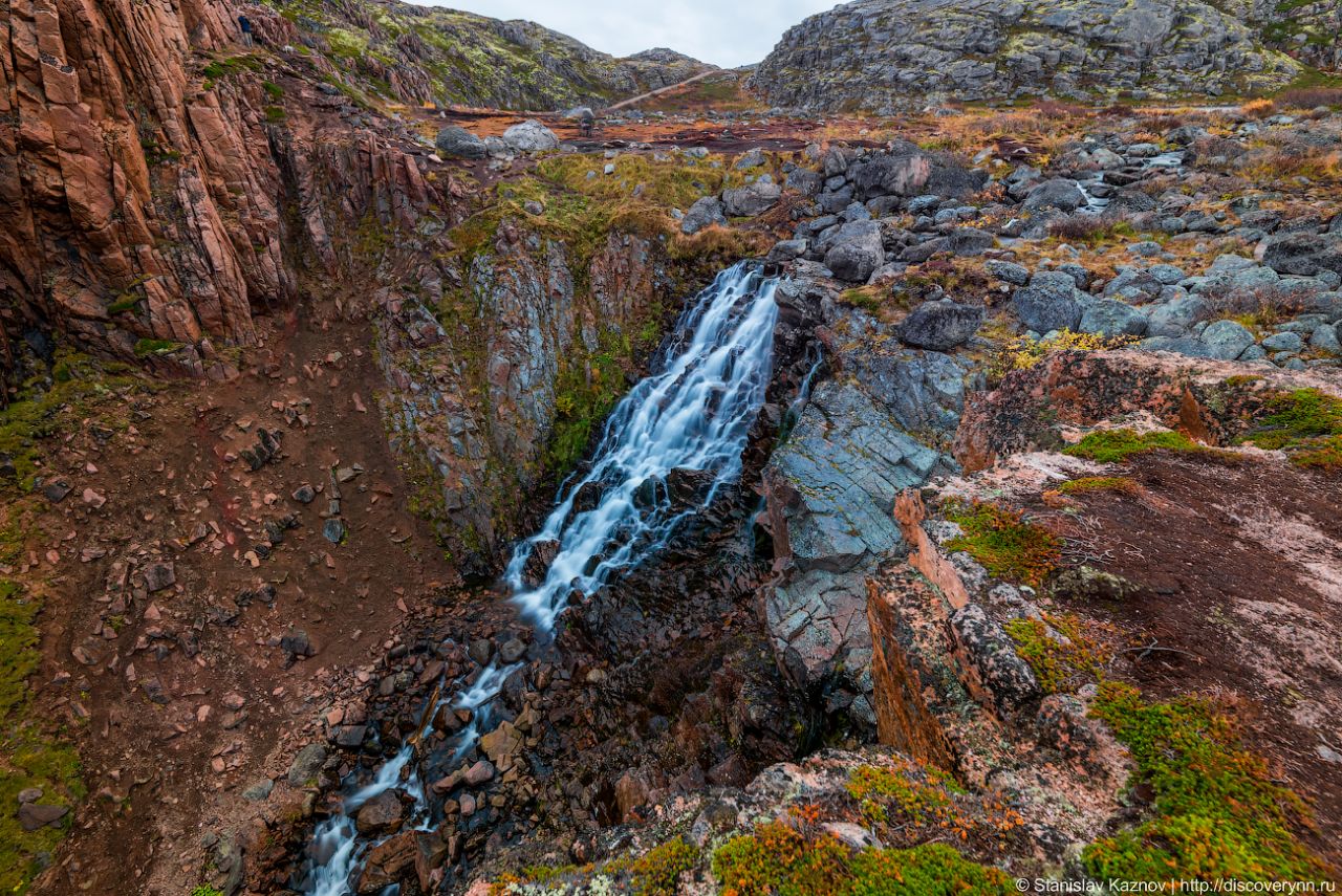 Батарейский водопад Териберка, Россия