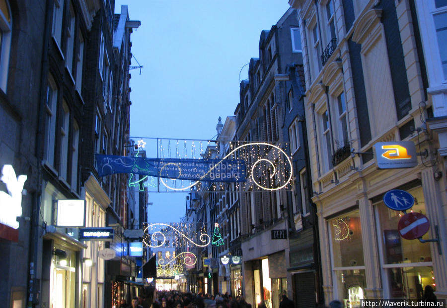 Новогодние улицы города. Амстердам, Нидерланды