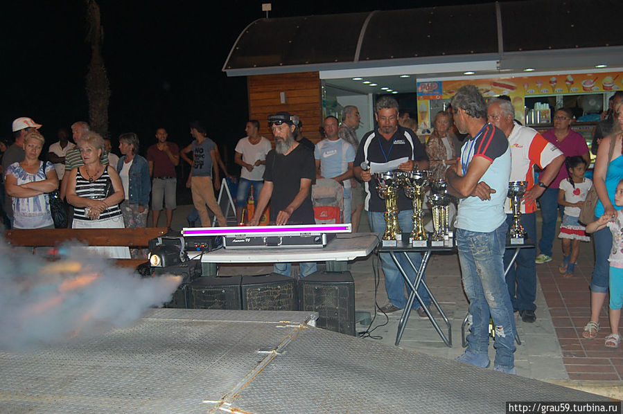 Красочное шоу на финише ралли Ларнака, Кипр