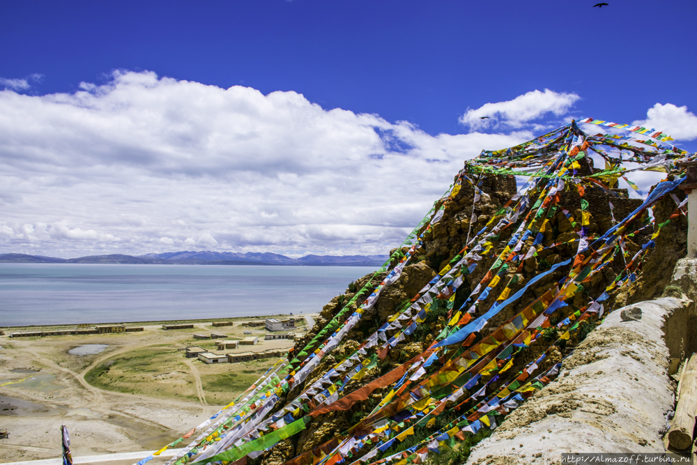 Роланги — ожившие мертвецы Тибета. Озеро Манасаровар, Китай