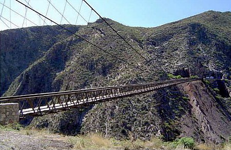 Шахта и подвесной мост Охуэла / Mina y puente colgante de Ojuela