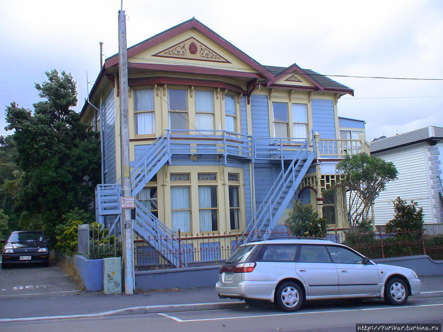 Типичный дом в старом городе Веллингтон, Новая Зеландия