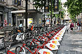 Велосипеды на прокат — Голландия рядом. Но не советую — на карточке 160 евро заблокируют.