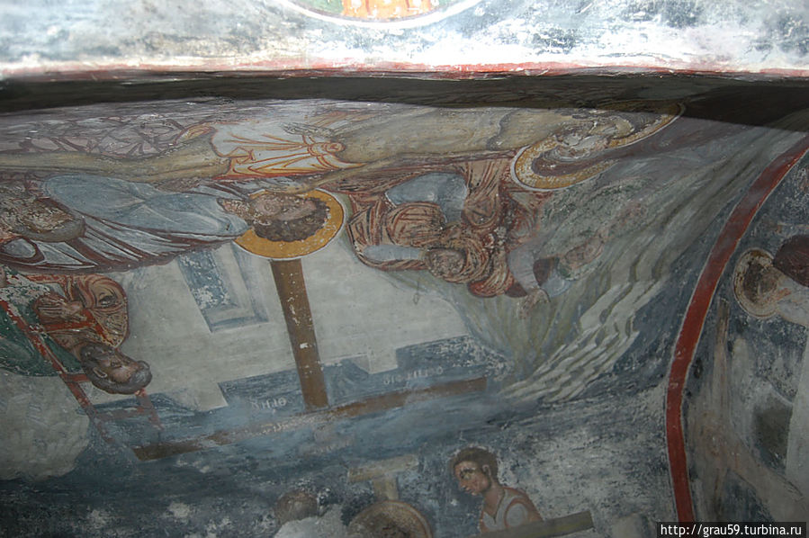 Усыпальница апостолов Пицунда, Абхазия
