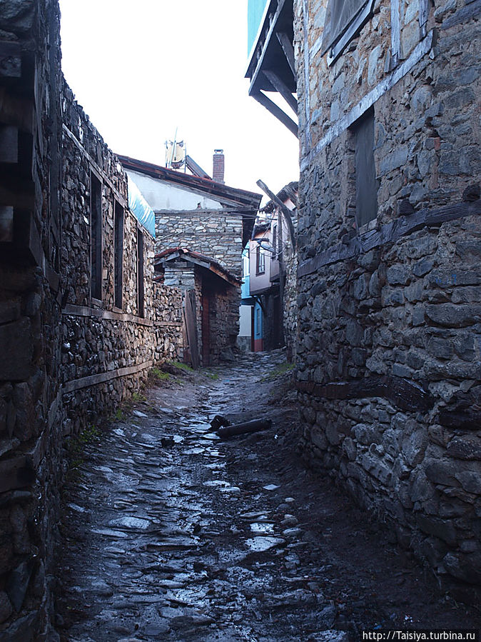 Джумалыкызык (Cumalıkızık) Джумалыкызык (Cumalıkızık)