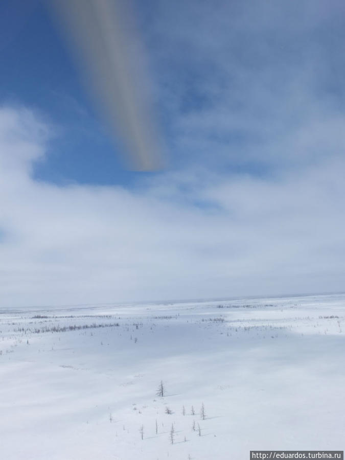 Над тундрой на Colibri Игарка, Россия Над тундрой на Colibri Игарка, Россия