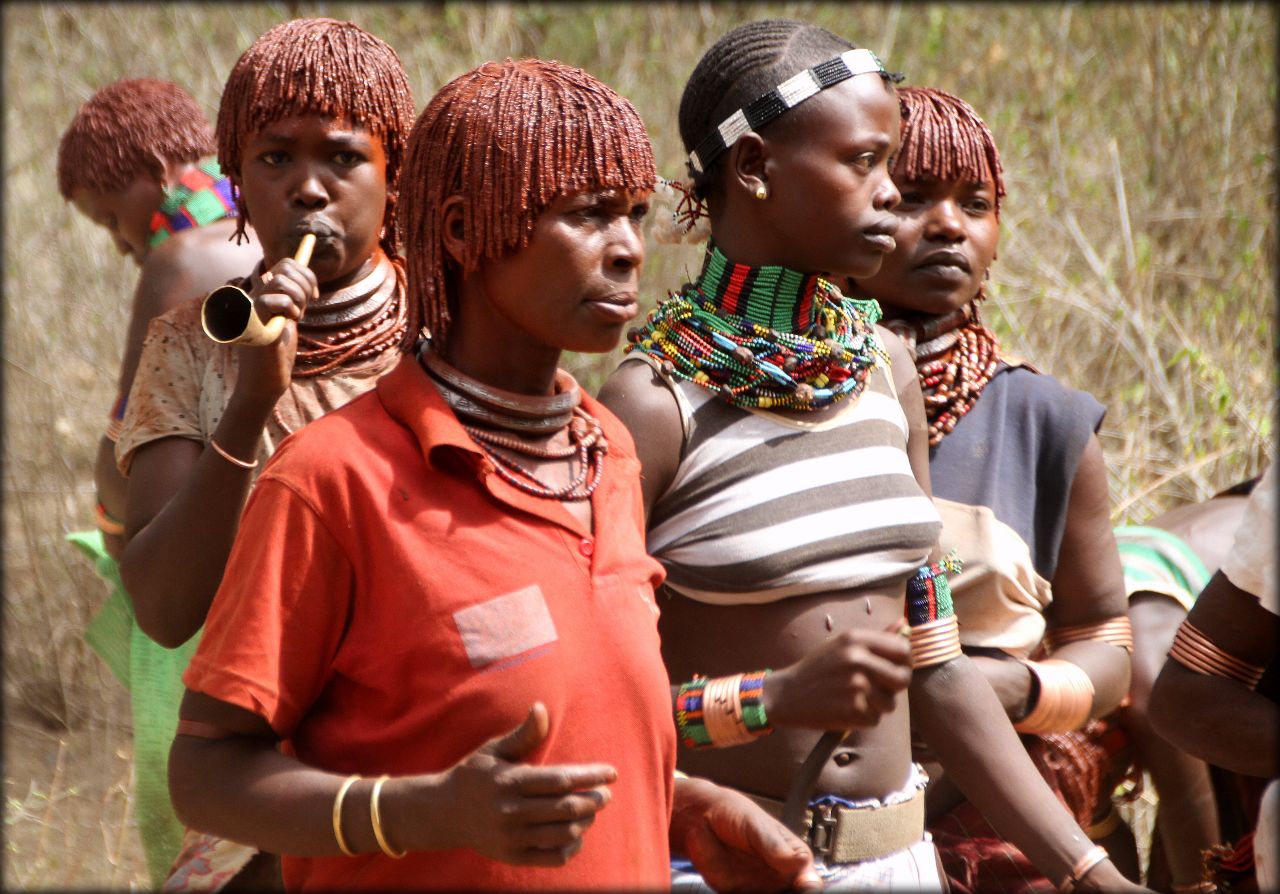 Удивительные обычаи племени хамер ч.1  «Бьёт — значит любит» Регион народов и народностей юга, Эфиопия