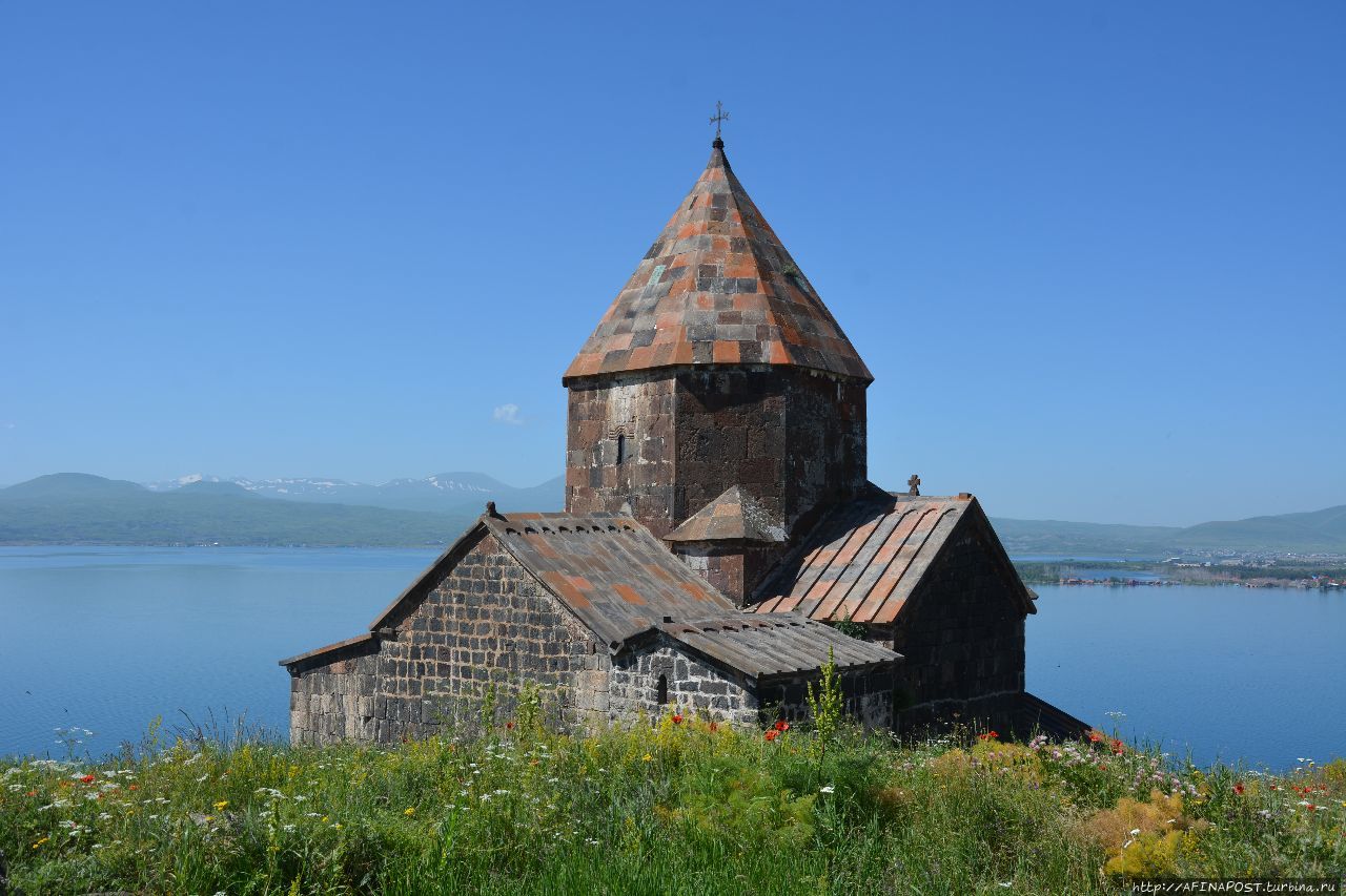 Монастырь Севанаванк / Sevanavank Monastery