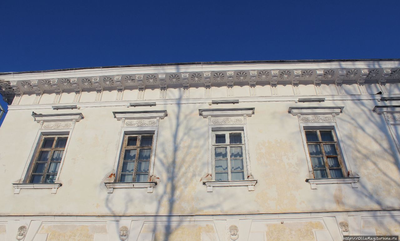 Мышкин зимой. Февральские праздники: третий выход на лёд. Мышкин, Россия Мышкин зимой. Февральские праздники: третий выход на лёд. Мышкин, Россия