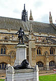 основатель парламентаризма в Англии — Оливер Кромвель