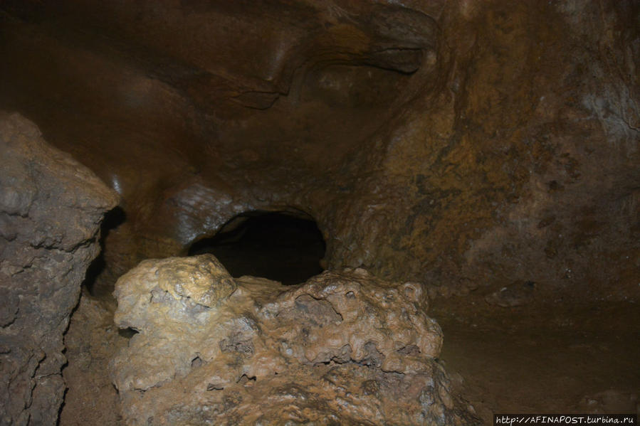 Ланта. Пещера Кхау Май Каэо Остров Ланта, Таиланд