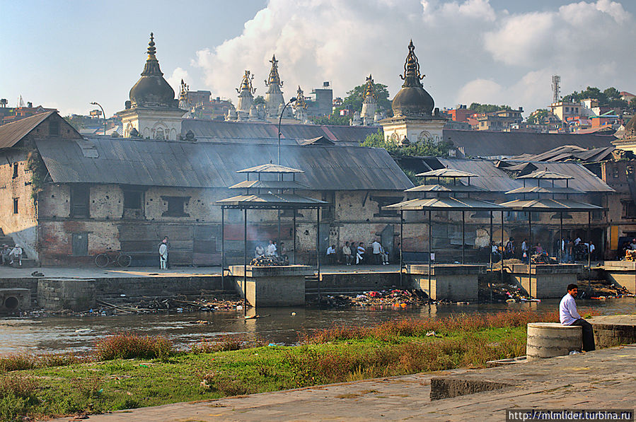 Крематорий в Непале Катманду, Непал