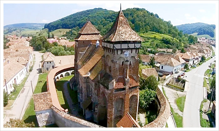 Укрепленная церковь в Валя-Виилор / Valea Viilor fortified church