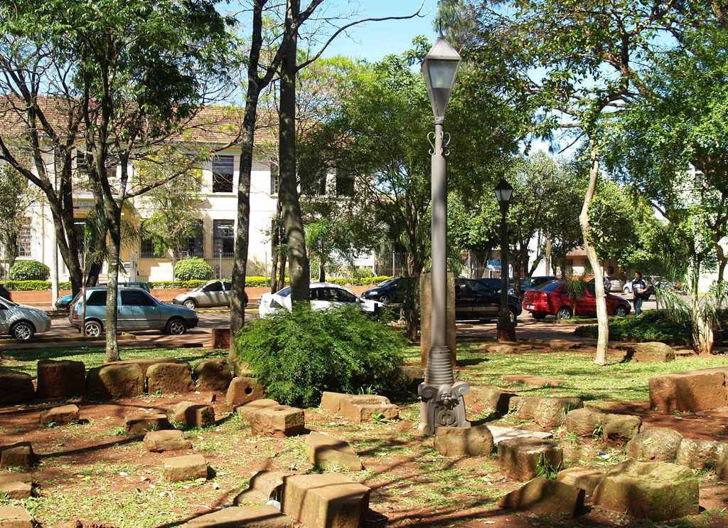 Центральная площадь Санту-Анжелу Санто-Анжело, Бразилия