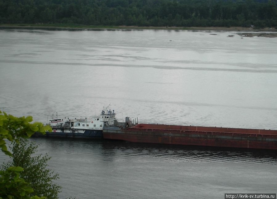 толкач баржу по Волге ведет толкач баржу по Волге ведет