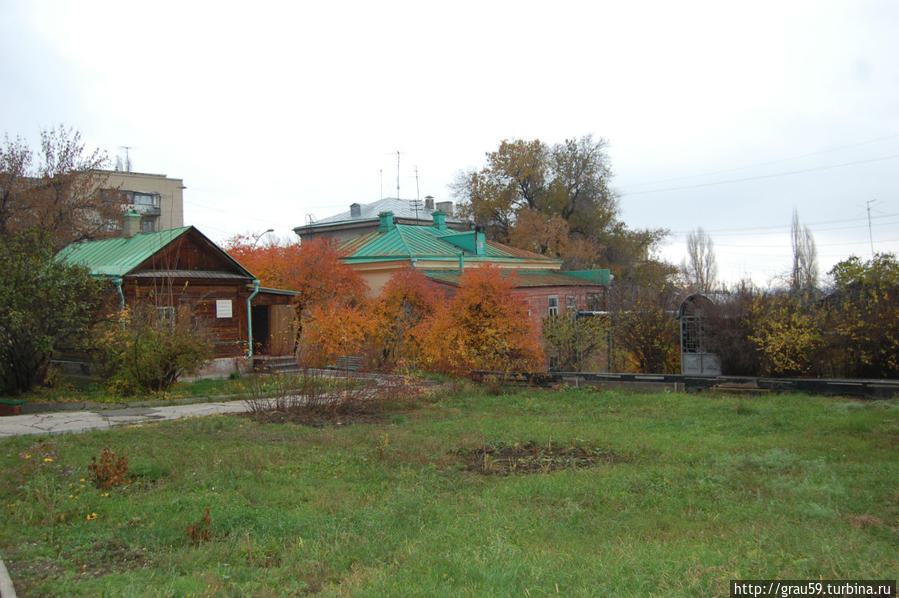 Осенним днём в усадьбе Чернышевских и Пыпиных Саратов, Россия