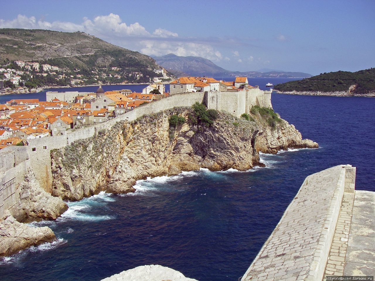 виды непосредственно со стен бастиона Дубровник, Хорватия