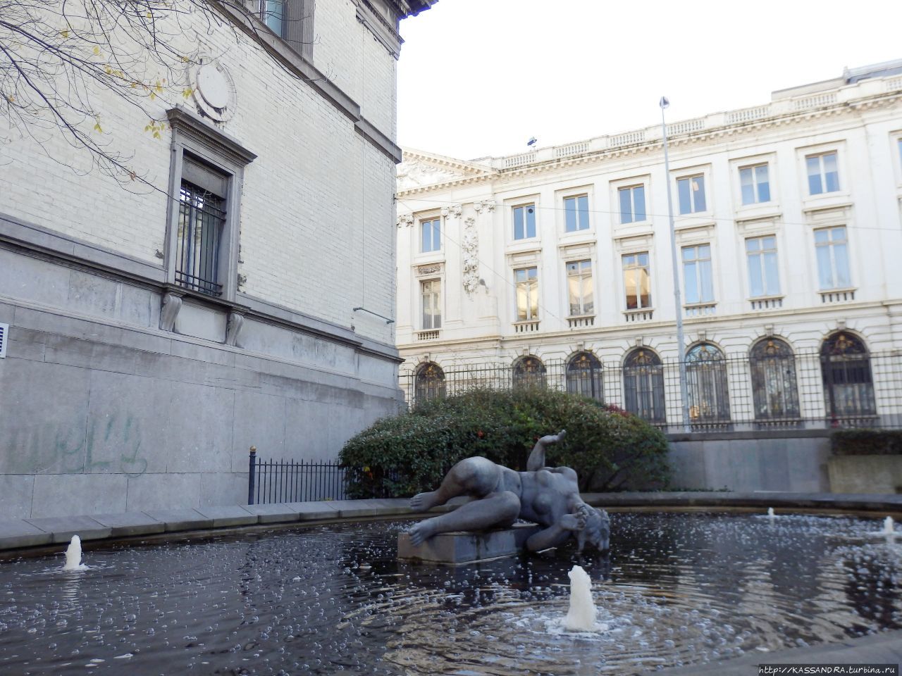 Сад скульптур Королевского  музея изящных искусств Бельгии Брюссель, Бельгия