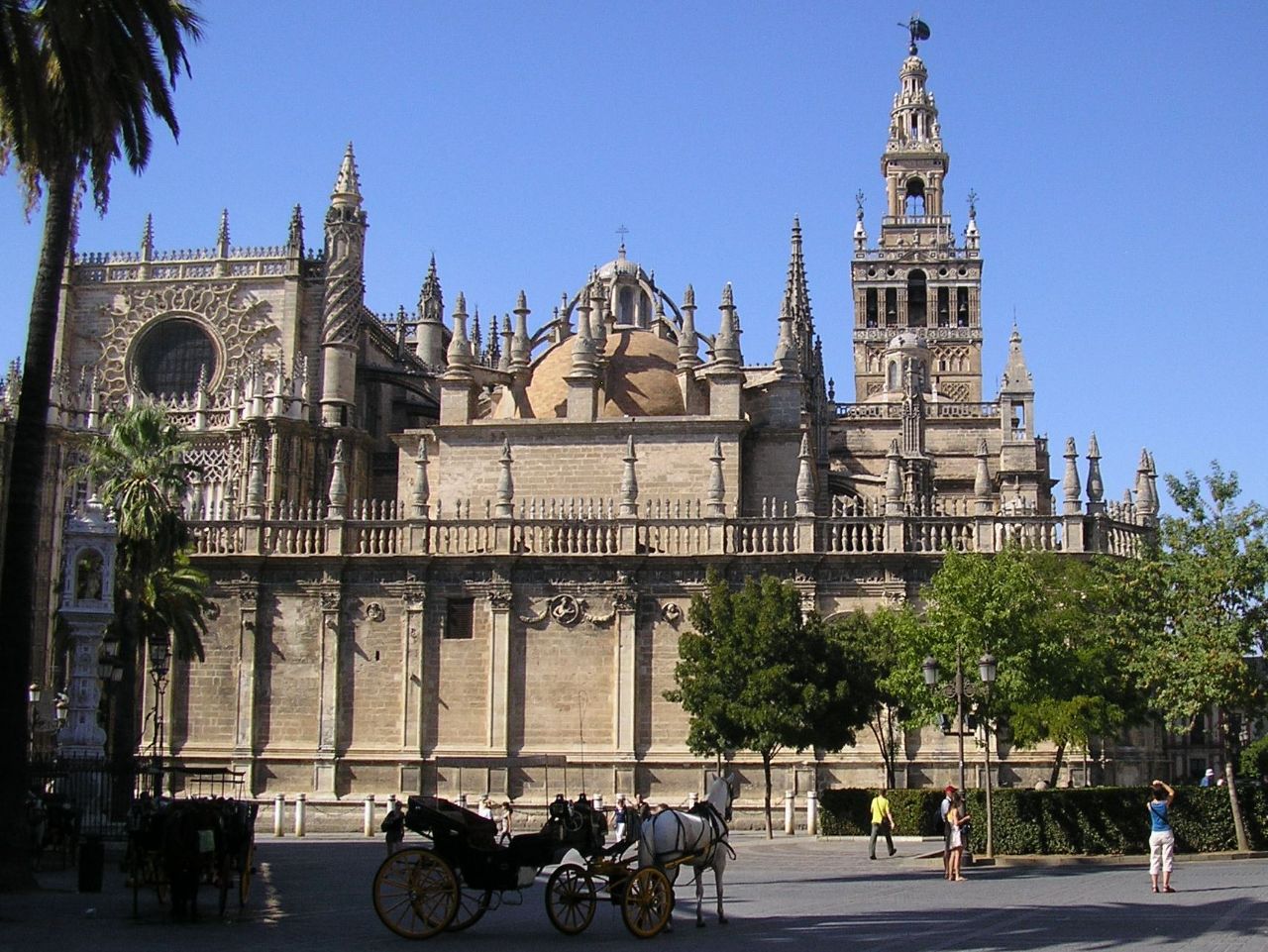 Жара была, жара плыла, в Севилье было это Севилья, Испания Жара была, жара плыла, в Севилье было это Севилья, Испания