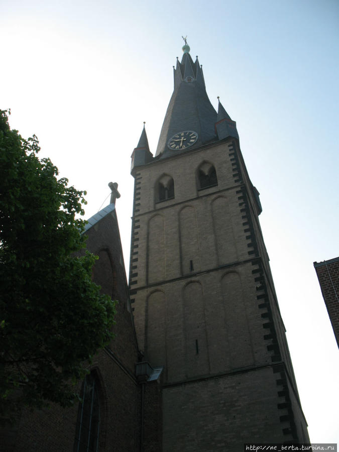 Башня базилики Св. Ламберта Дюссельдорф, Германия