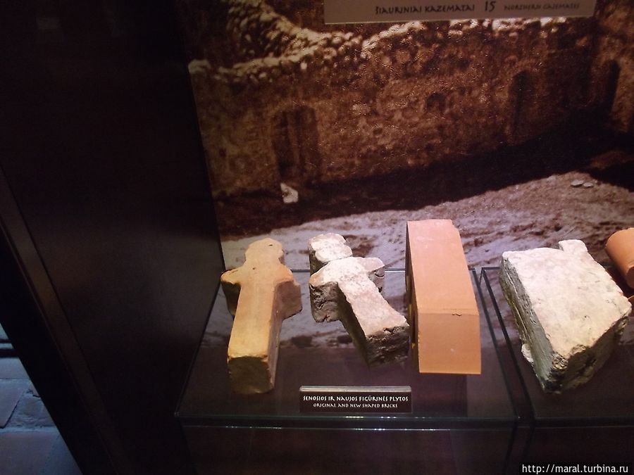 Средневековые строительные материалы и их копии в ХХ веке Тракай, Литва