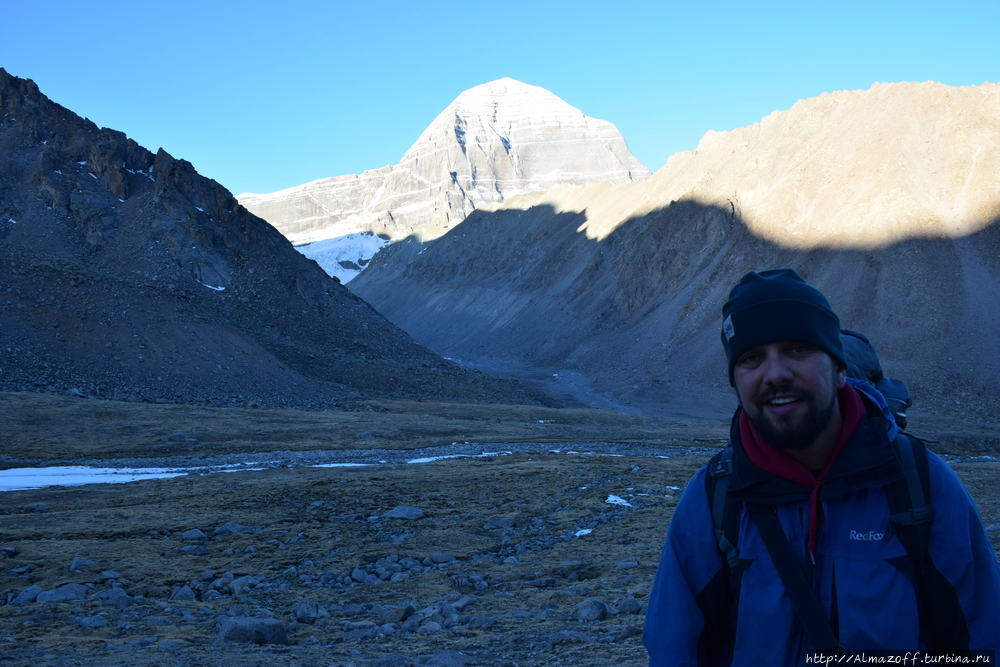 алматинский путешественник Андрей Гундарев (Алмазов) в Тибете Кайлаш, Китай