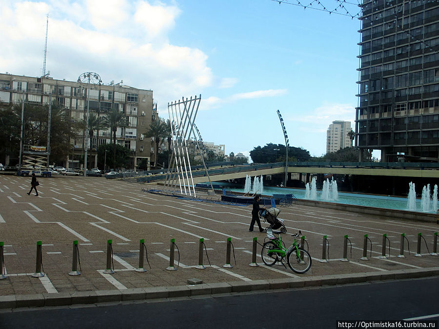 Тель-Авив из окна экскурсионного автобуса. Часть 2 Тель-Авив, Израиль Тель-Авив из окна экскурсионного автобуса. Часть 2 Тель-Авив, Израиль