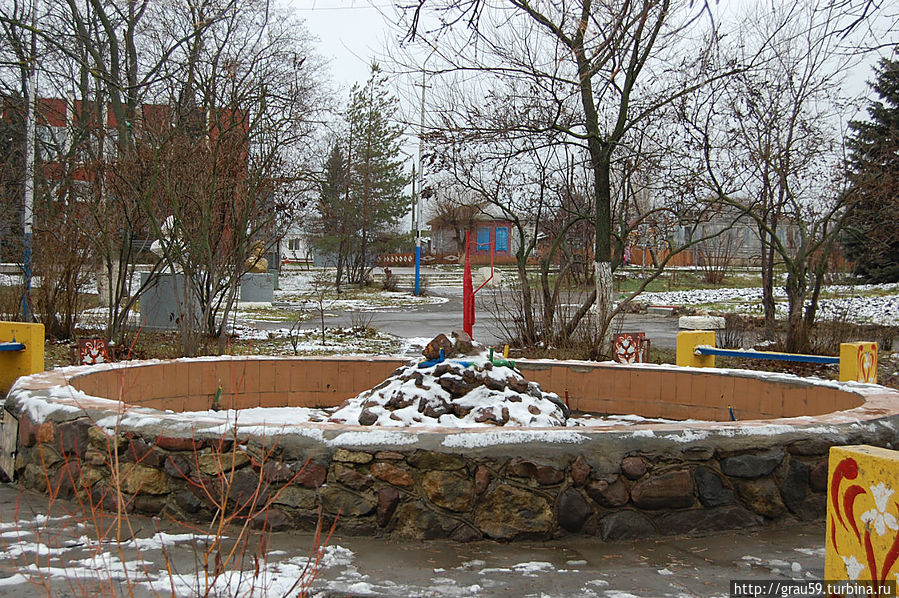 Фонтан в парке Фонтан в парке