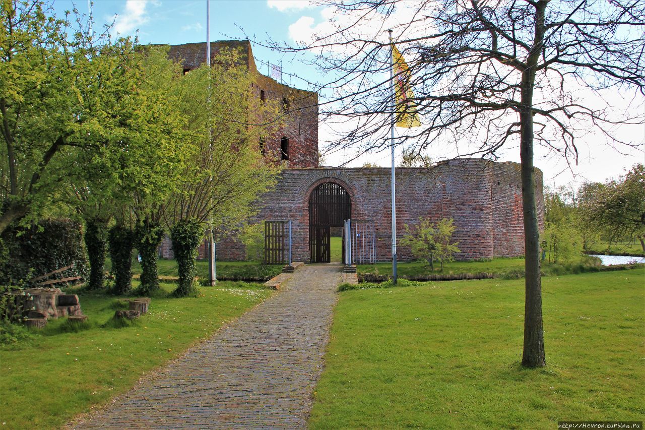 Замок Тайлинген Ворхаут, Нидерланды