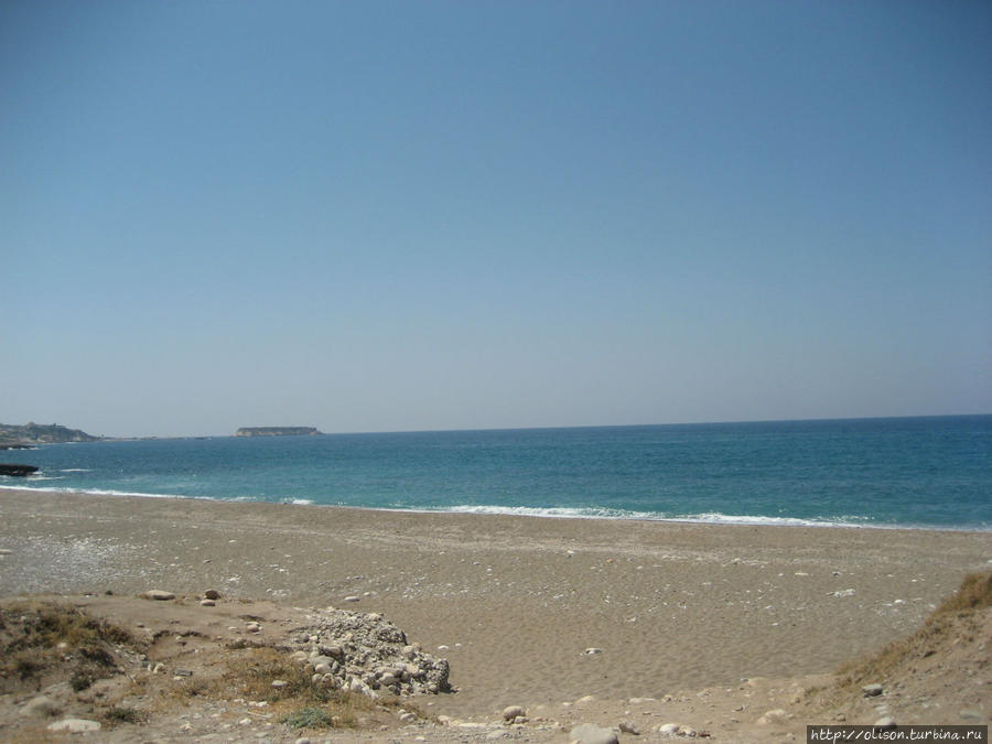 дикий пляж на выезде из ущелья Акамас полуостров Национальный Парк, Кипр