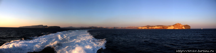 Панорама отсрова Остров Санторини, Греция