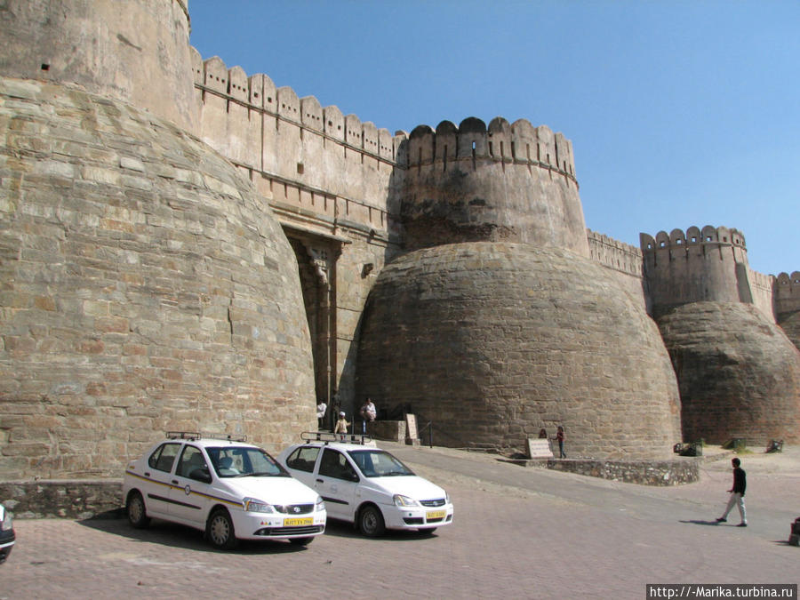 Форт Кумбальгарх, Раджастан, Индия. Индия