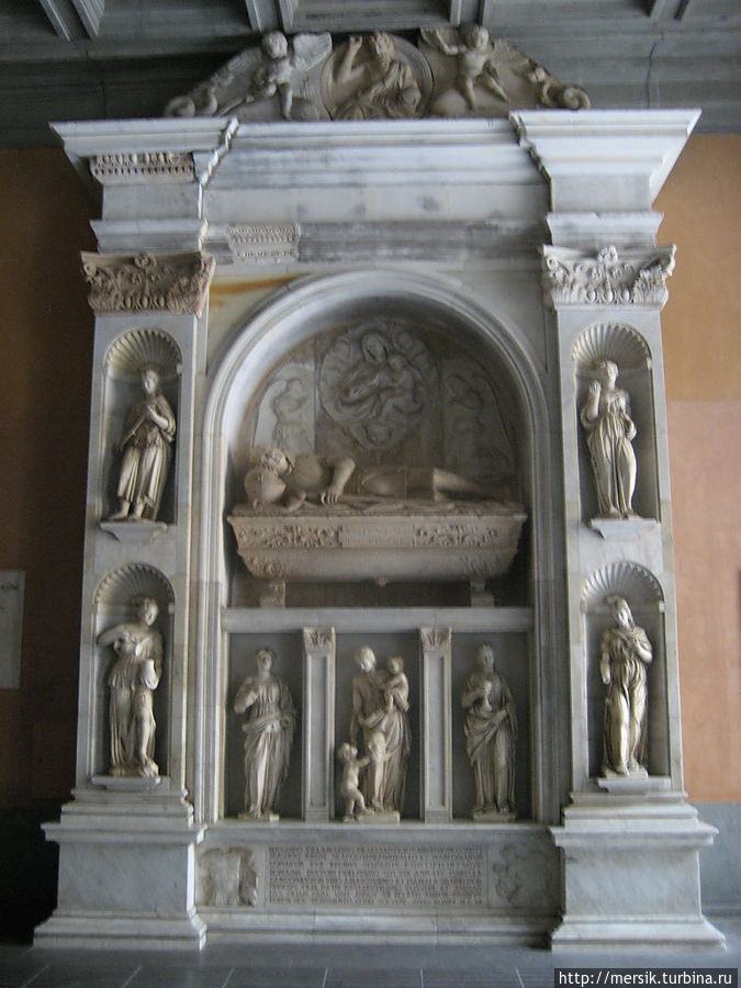 Монастырь Монсеррат Барселона, Испания Монастырь Монсеррат Барселона, Испания