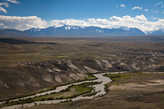 Долина мутного Чаган-Узуна и белые глины. Молочная река и суфлешные берега.