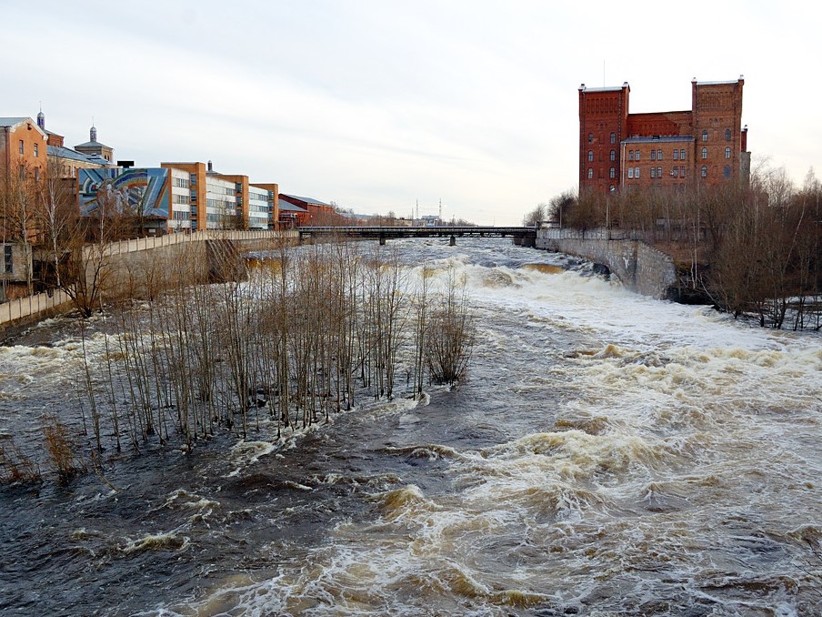 Водопад на границе двух миров Нарва, Эстония