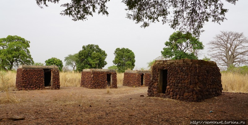 Мавзолеи предков Буркина-Фасо
