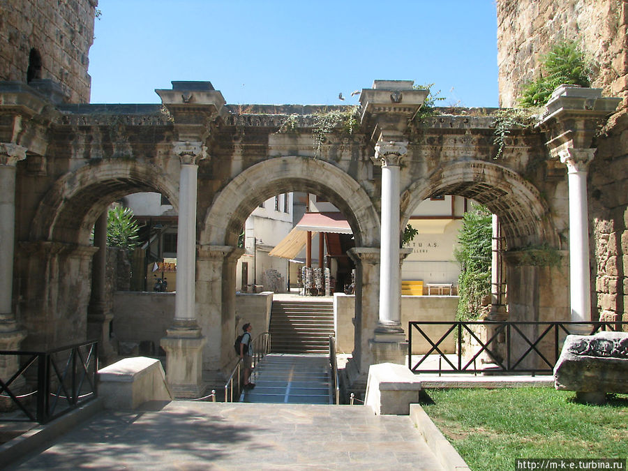 Ворота Адриана Анталия, Турция