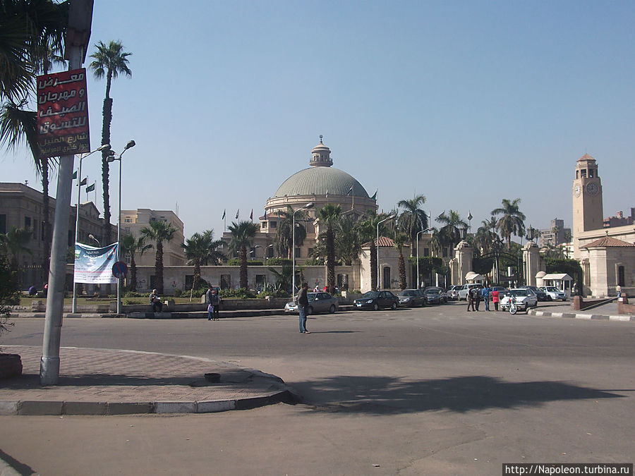 Каирский университет Гиза, Египет
