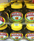 Marmite — название, которое знакомо любому англичанину с детства. Этот продукт настолько близок британцам, что сопровождает их и во время учебы в школе, и службы в армии. Это дрожжевой экстрат в виде пасты, которую обычно едят на завтрак в виде сендвичей. По цвету паста коричневого цвета, запах и вкус очень специфический и на любителя. Слоган компании-производителя как никогда правдив: Или любишь, или ненавидишь