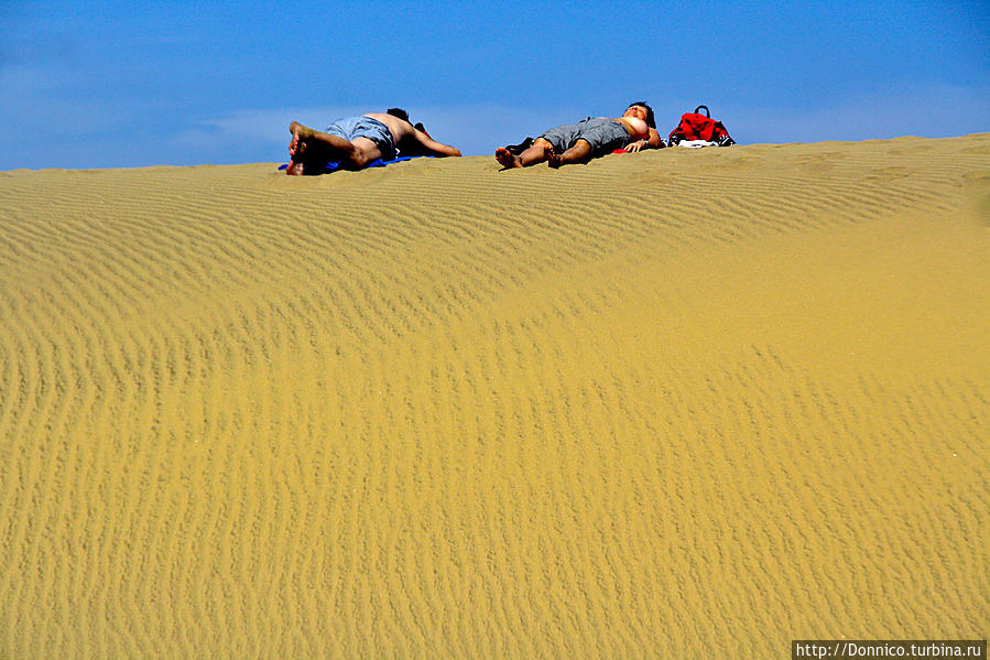 песок здесь рельефный и очень красивый Остров Гран-Канария, Испания