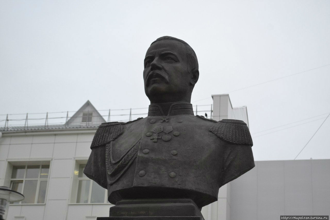 Памятник Ивану Федоровичу Кенигу Нижний Новгород, Россия