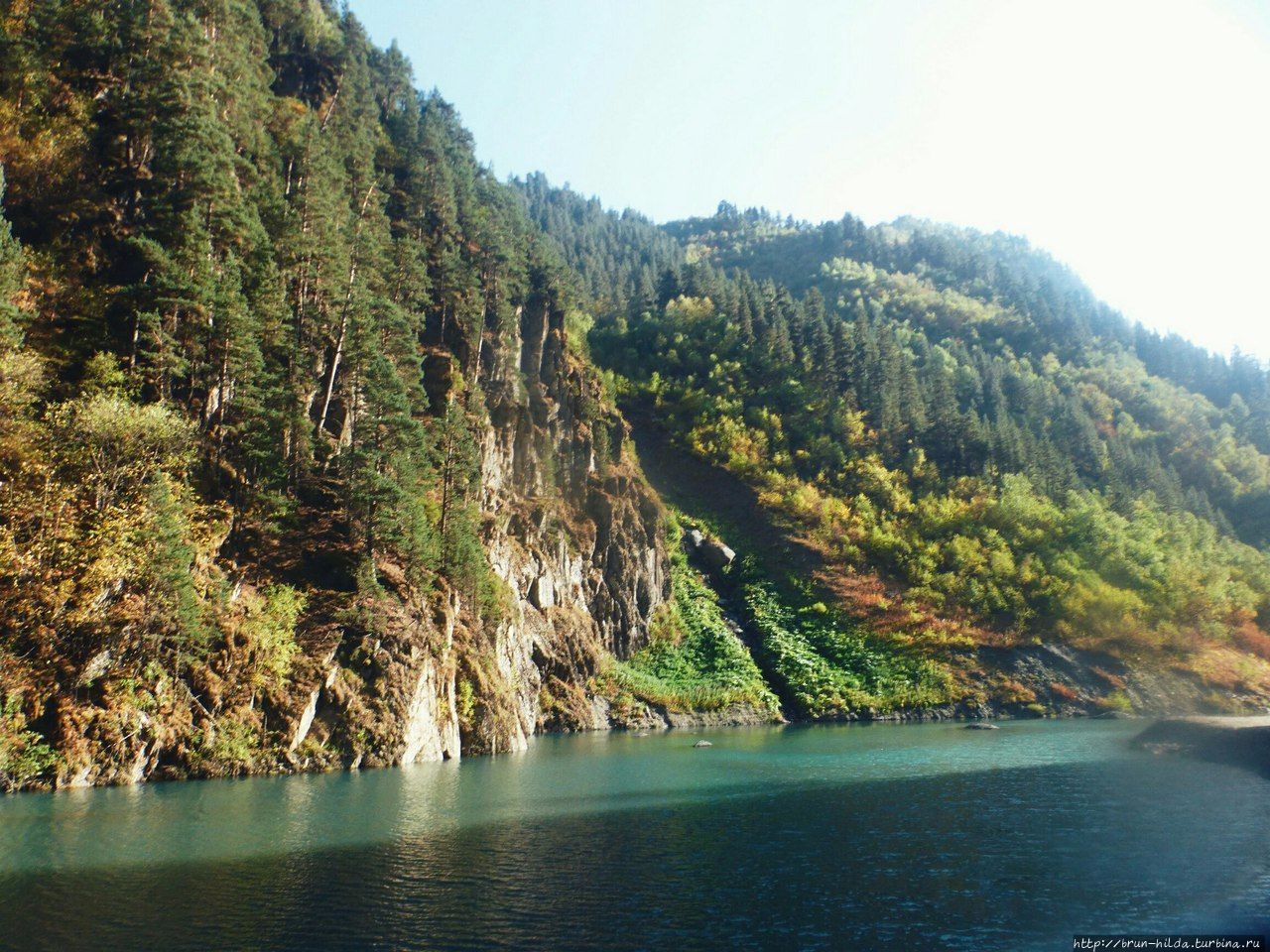 озеро по дороге Тушети Национальный Парк, Грузия