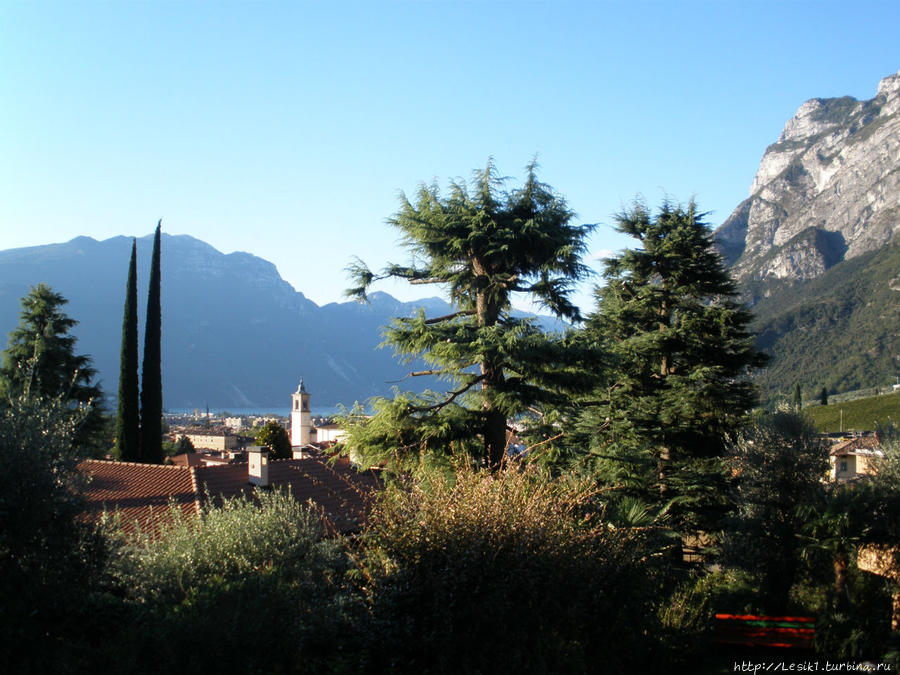Вид с террасы отеля Рива-дель-Гарда, Италия