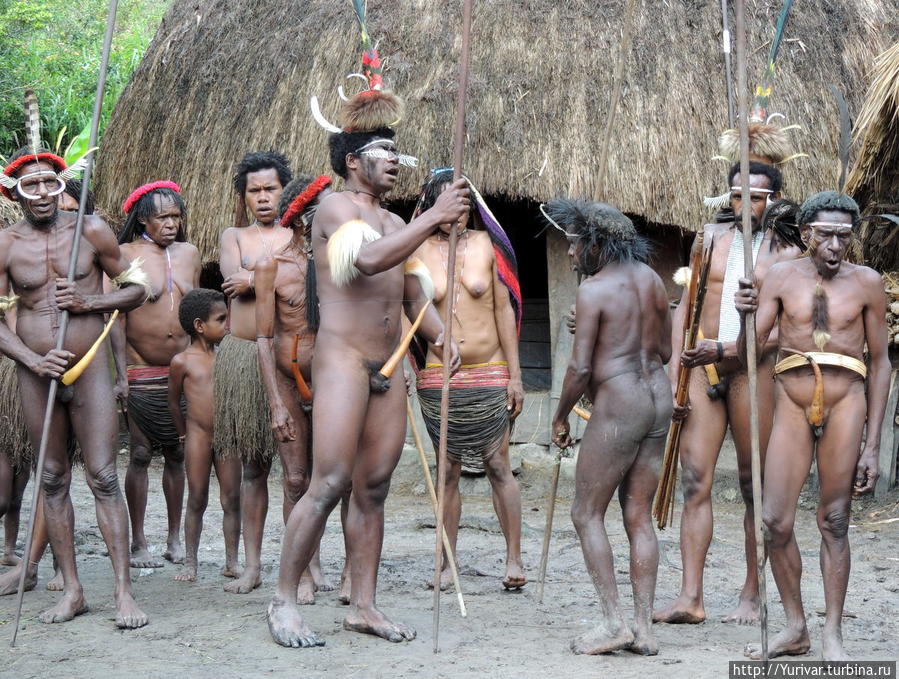 Активити в долине Балием в Западном Папуа Вамена, Индонезия
